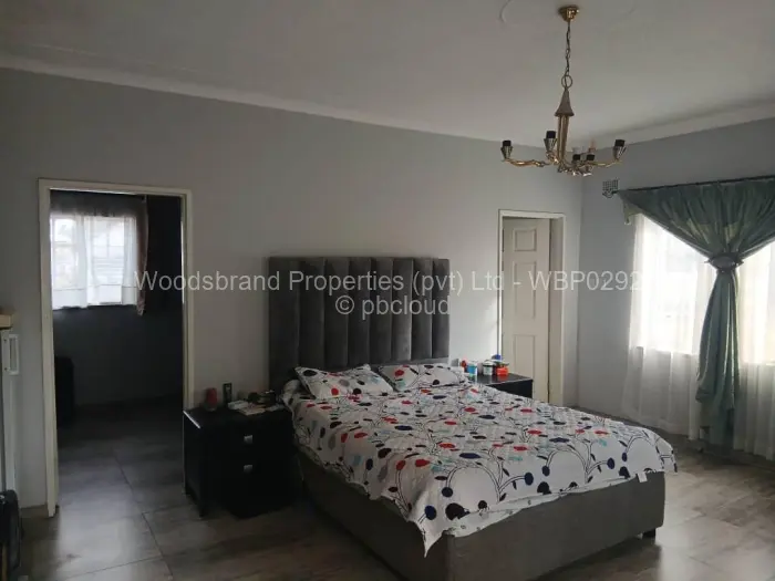 5 Bedroom House for Sale in Helensvale, Harare