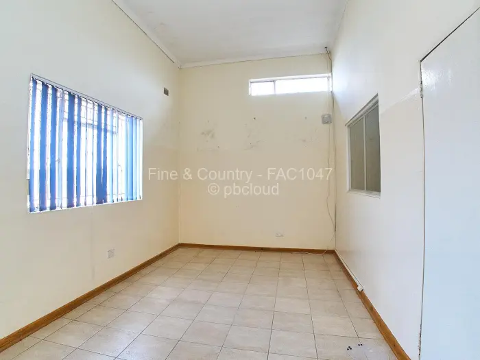 Warehouse/Industrial to Rent in Pomona