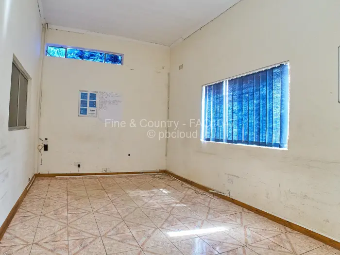 Warehouse/Industrial to Rent in Pomona