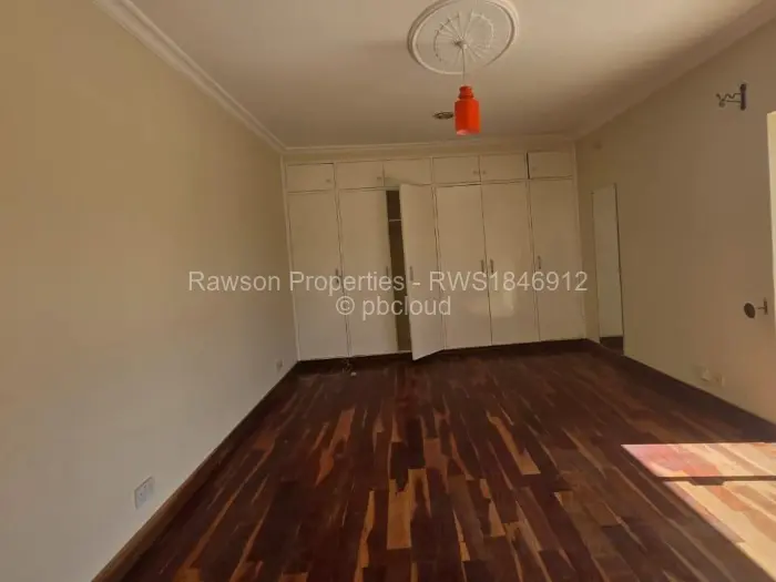 6 Bedroom House for Sale in Mount Pleasant, Harare