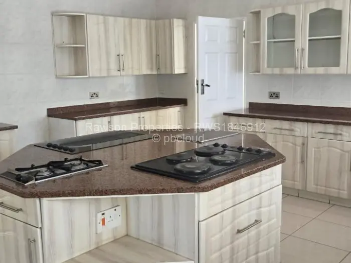 6 Bedroom House for Sale in Mount Pleasant, Harare