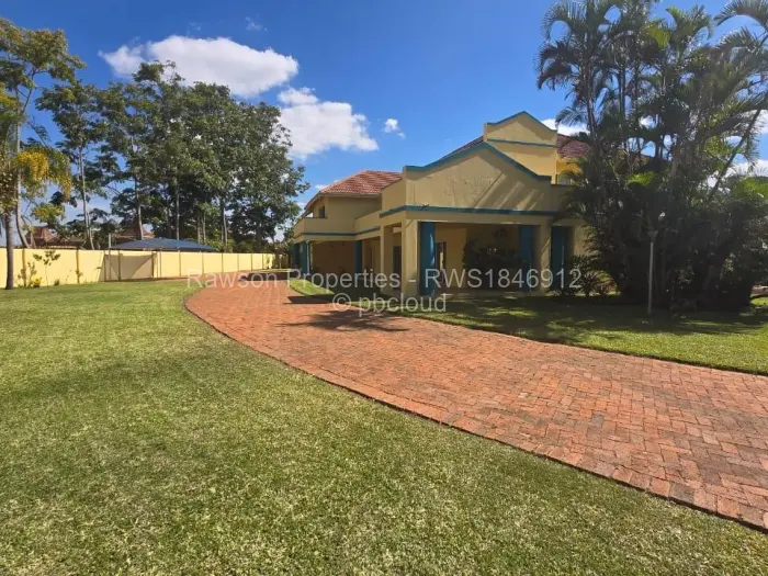 6 Bedroom House for Sale in Mount Pleasant, Harare