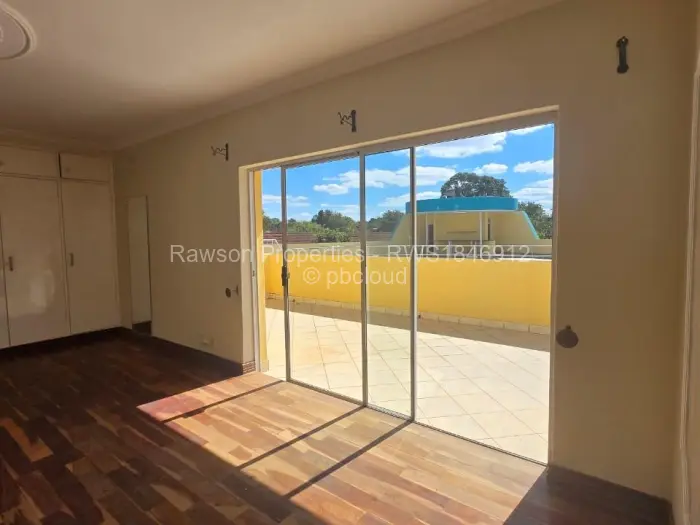 6 Bedroom House for Sale in Mount Pleasant, Harare