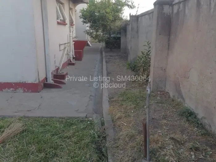 4 Bedroom House to Rent in Waterfalls