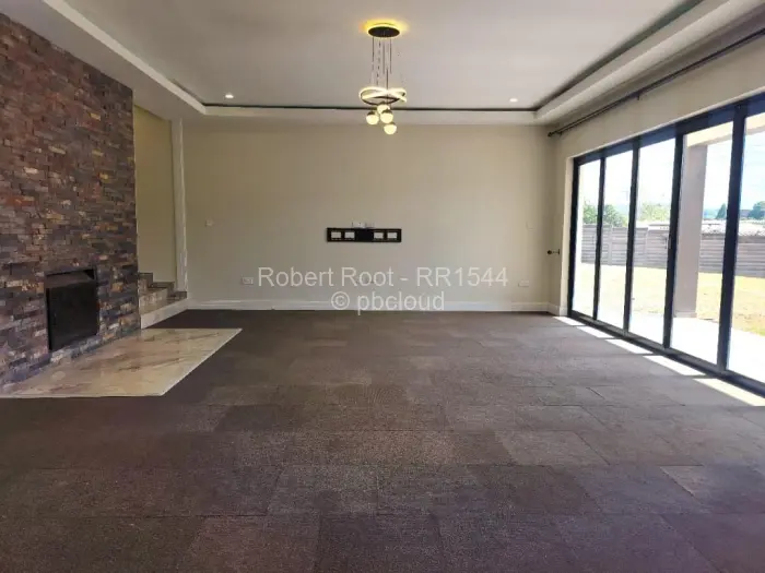 4 Bedroom House to Rent in Helensvale