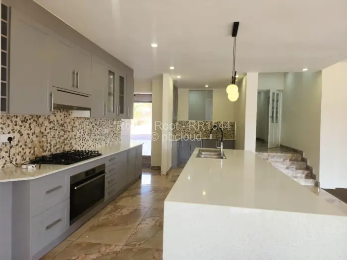 4 Bedroom House to Rent in Helensvale