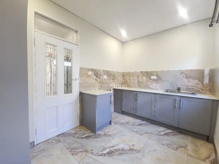 4 Bedroom House to Rent in Helensvale