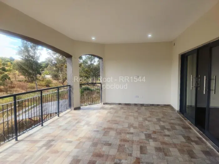 4 Bedroom House to Rent in Helensvale