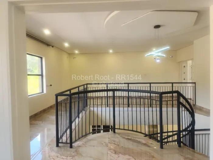 4 Bedroom House to Rent in Helensvale