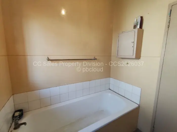 3 Bedroom House for Sale in Bradfield, Bulawayo