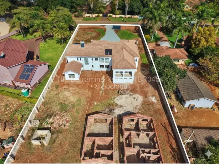7 Bedroom House for Sale in Borrowdale West, Harare