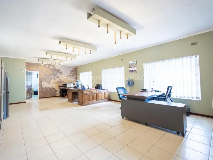 4 Bedroom House for Sale in Alexandra Park, Harare
