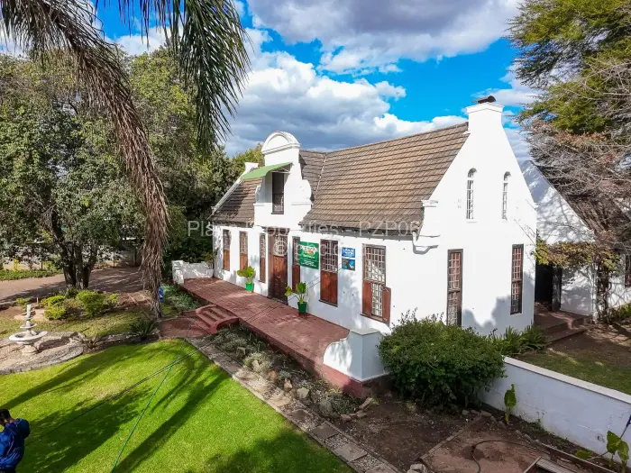4 Bedroom House for Sale in Alexandra Park, Harare