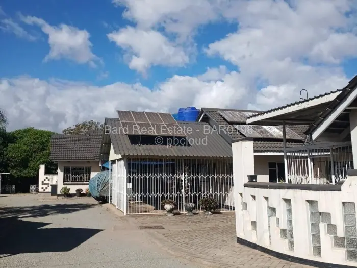 4 Bedroom House for Sale in Bluff Hill, Harare