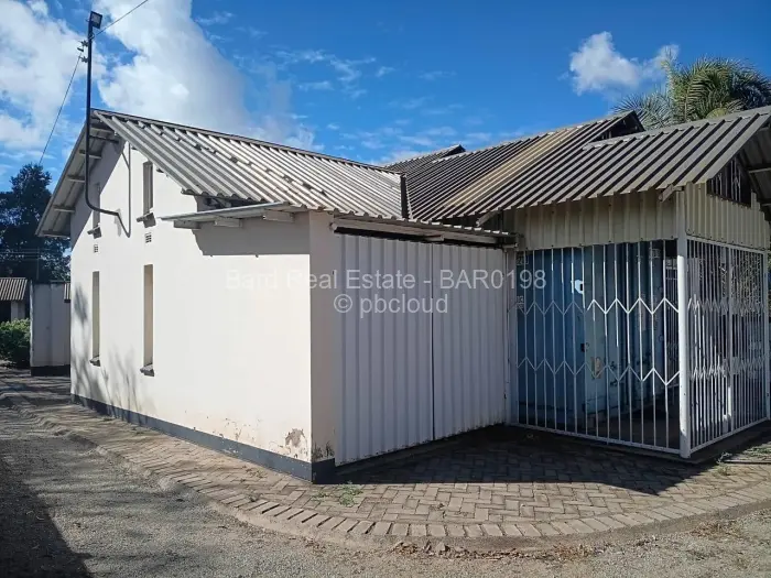 4 Bedroom House for Sale in Bluff Hill, Harare