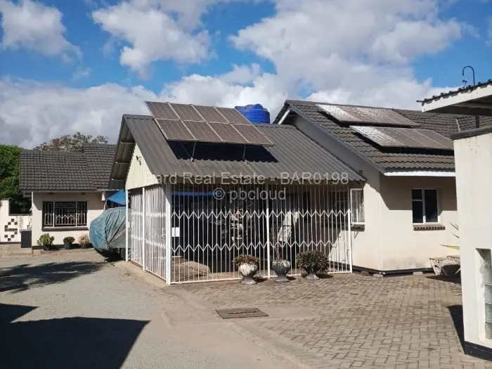 4 Bedroom House for Sale in Bluff Hill, Harare