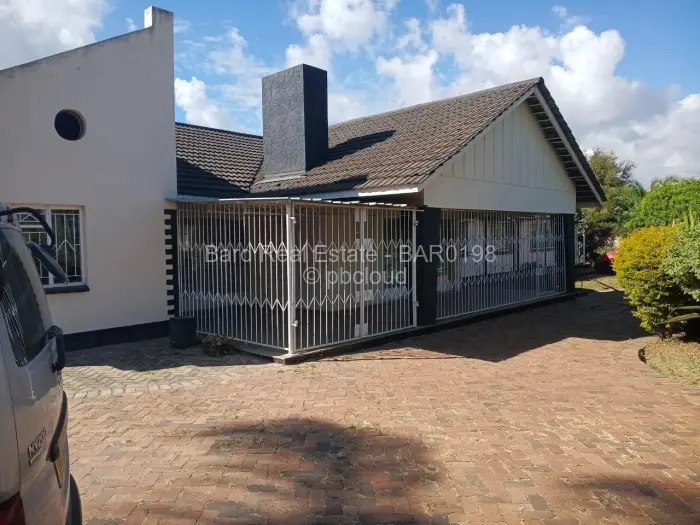 4 Bedroom House for Sale in Bluff Hill, Harare