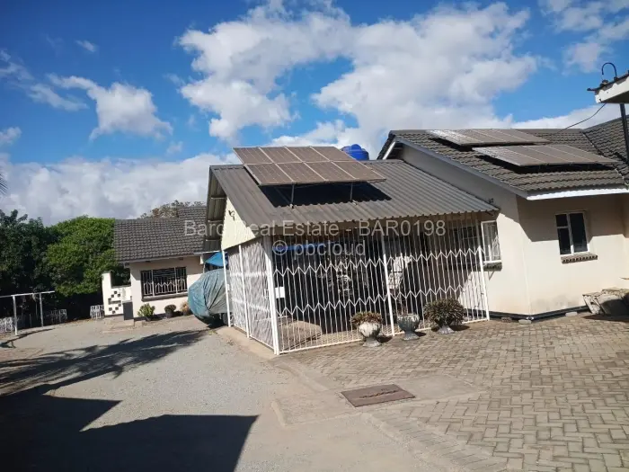 4 Bedroom House for Sale in Bluff Hill, Harare