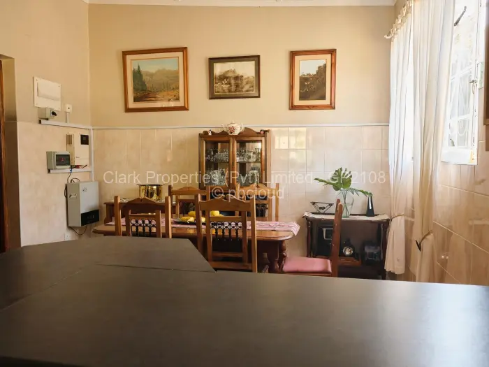 2 Bedroom House for Sale in Hillside Byo, Bulawayo