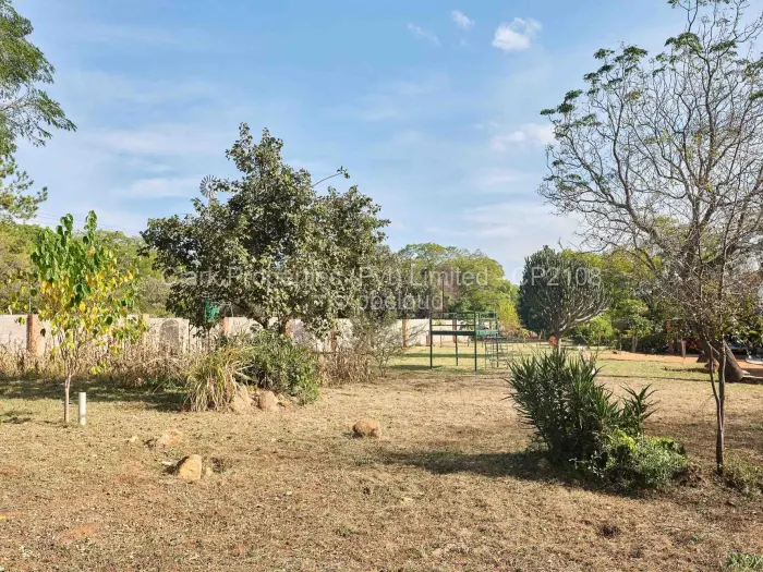 2 Bedroom House for Sale in Hillside Byo, Bulawayo