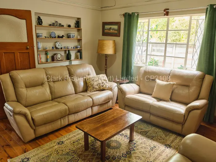 2 Bedroom House for Sale in Hillside Byo, Bulawayo