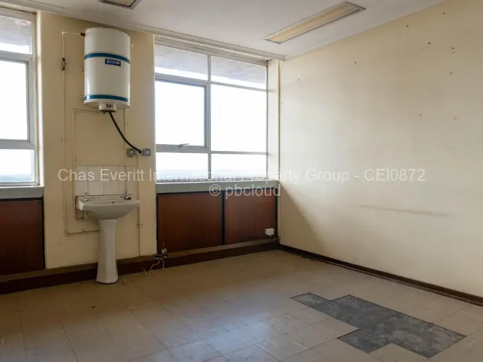 Office to Rent in Bulawayo City Centre, Bulawayo