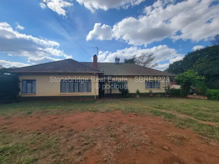 3 Bedroom House for Sale in Kumalo, Bulawayo
