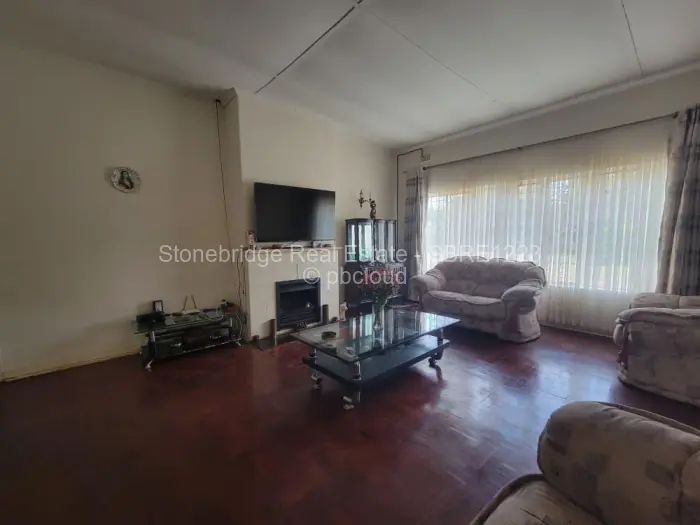 3 Bedroom House for Sale in Kumalo, Bulawayo
