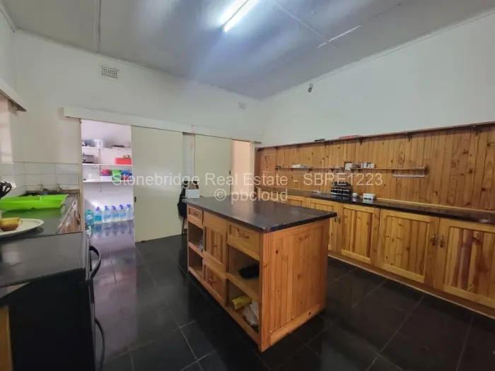 3 Bedroom House for Sale in Kumalo, Bulawayo