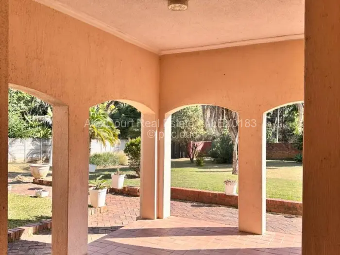 3 Bedroom House for Sale in Highlands, Harare