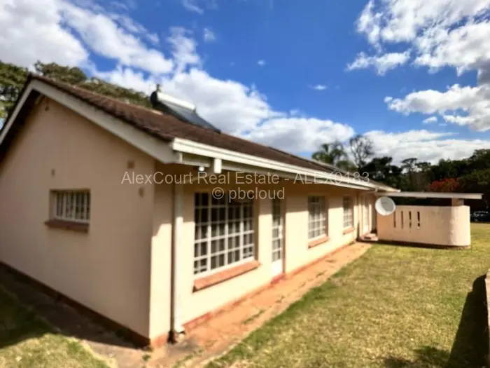 3 Bedroom House for Sale in Highlands, Harare