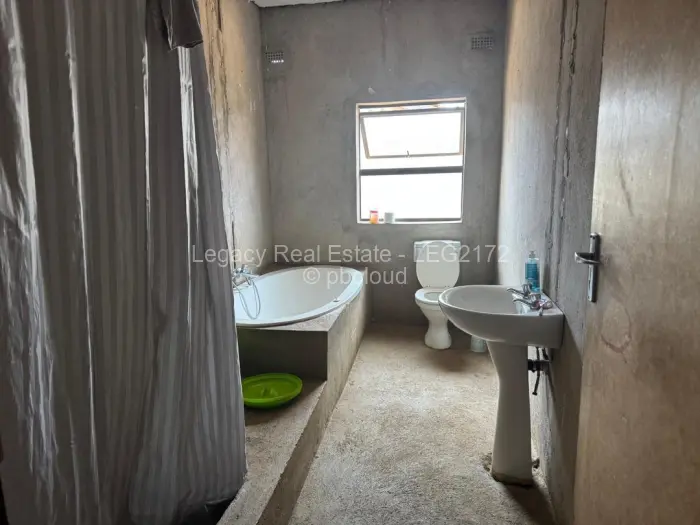 4 Bedroom House for Sale in Belvedere, Harare