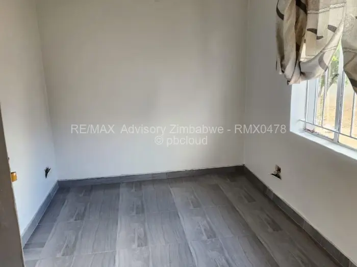 2 Bedroom Cottage/Garden Flat to Rent in Manresa