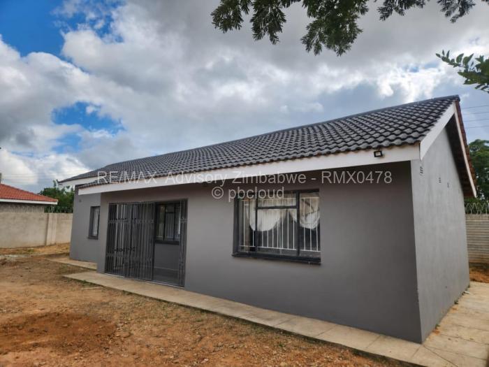 2 Bedroom Cottage/Garden Flat to Rent in Manresa, Harare