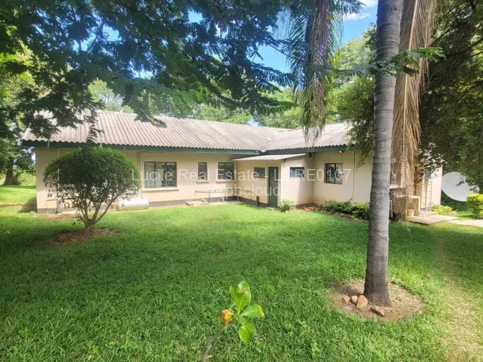 4 Bedroom House for Sale in Kariba, Kariba
