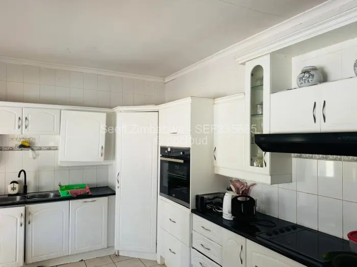 7 Bedroom House for Sale in Rolf Valley, Harare
