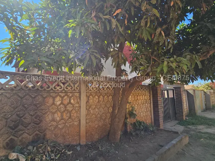 3 Bedroom House for Sale in Kuwadzana, Harare