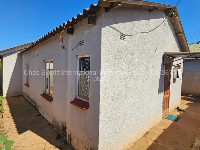 3 Bedroom House for Sale in Kuwadzana, Harare