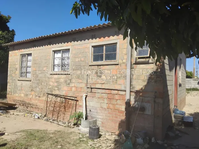3 Bedroom House for Sale in Lobengula, Bulawayo