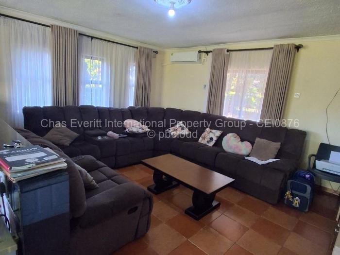 3 Bedroom Cottage/Garden Flat to Rent in Borrowdale, Harare