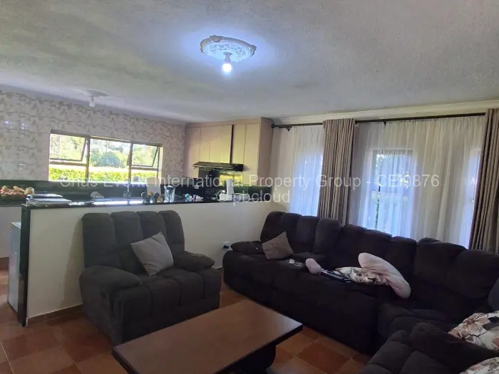 3 Bedroom Cottage/Garden Flat to Rent in Borrowdale