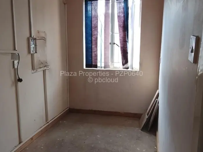 Office to Rent in Upper Hillside