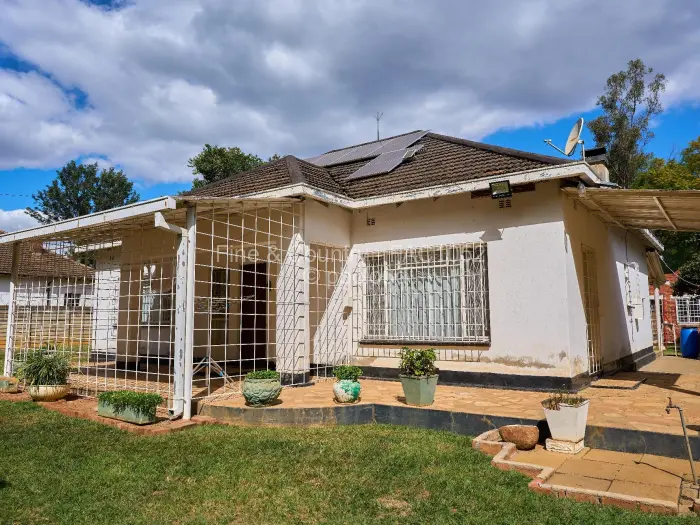 3 Bedroom House for Sale in Eastlea, Harare