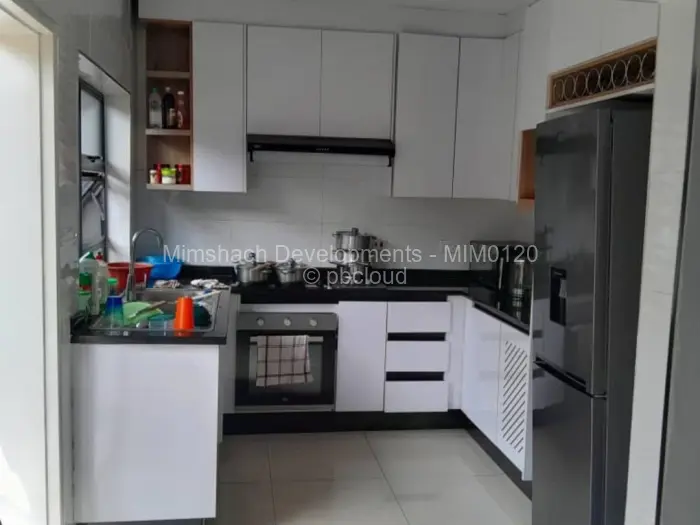Townhouse/Cluster for Sale in Aspindale Park, Harare