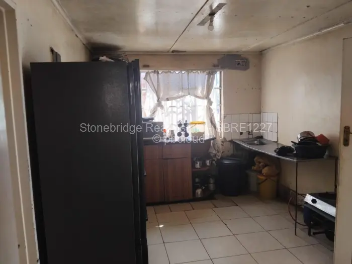 3 Bedroom House for Sale in Lobengula, Bulawayo