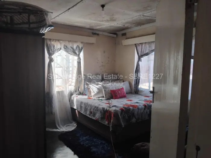 3 Bedroom House for Sale in Lobengula, Bulawayo