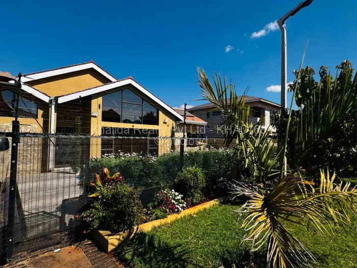 4 Bedroom House for Sale in Pomona, Harare