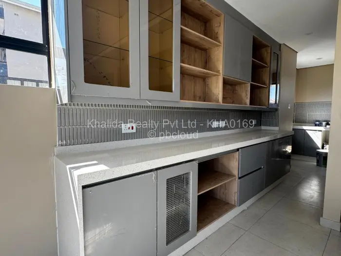 4 Bedroom House for Sale in Pomona, Harare