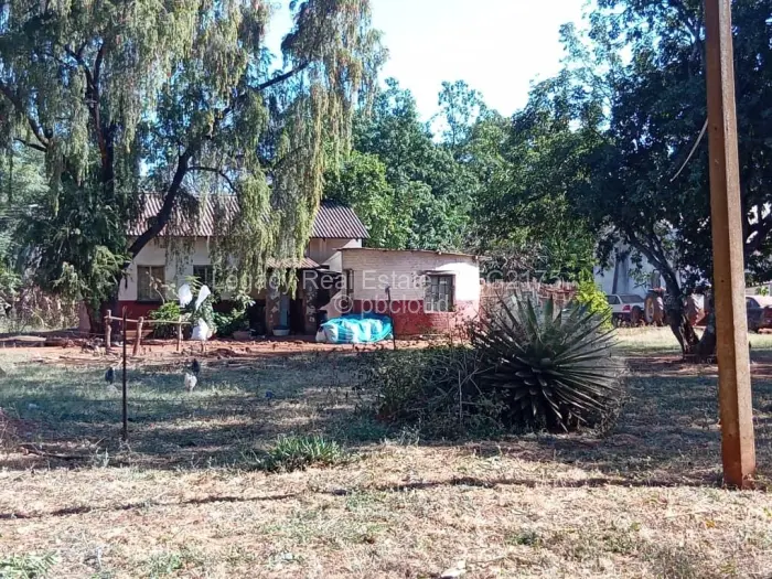 Residential Stand for Sale in Banket, Banket