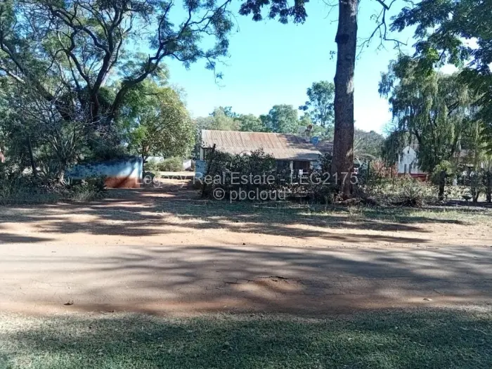Residential Stand for Sale in Banket, Banket